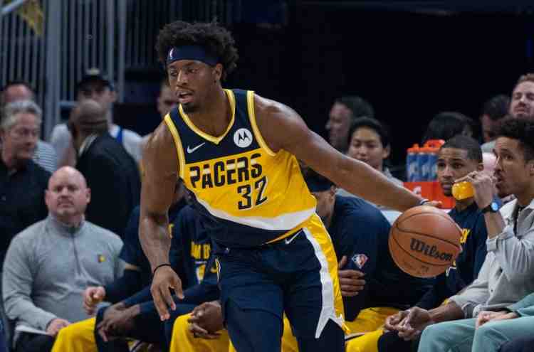 队记：马刺与前锋特里·泰勒签下训练营合同 目前大名单已有21人